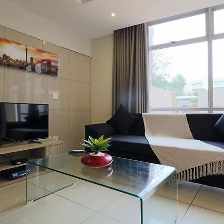 יוהנסבורג Upmarket Sandton Hydro Park Apartments מראה חיצוני תמונה